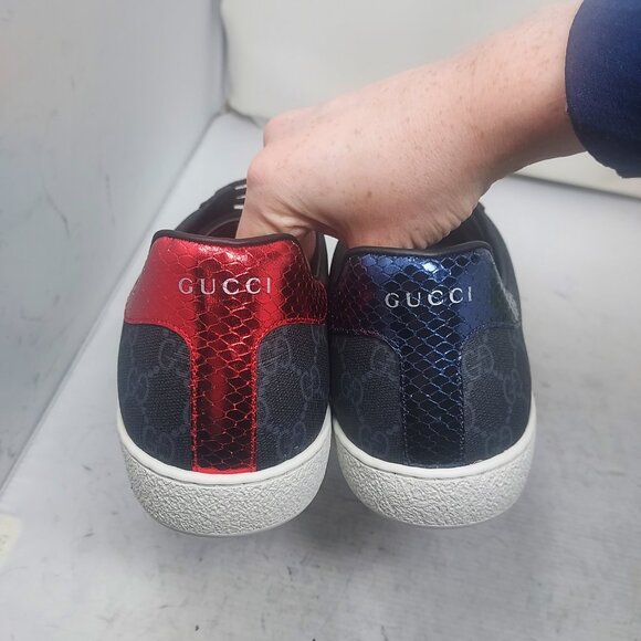 Gucci BLACK GG SUPREME Ace GG Supreme Low Top Sneaker - Picture 6 of 12